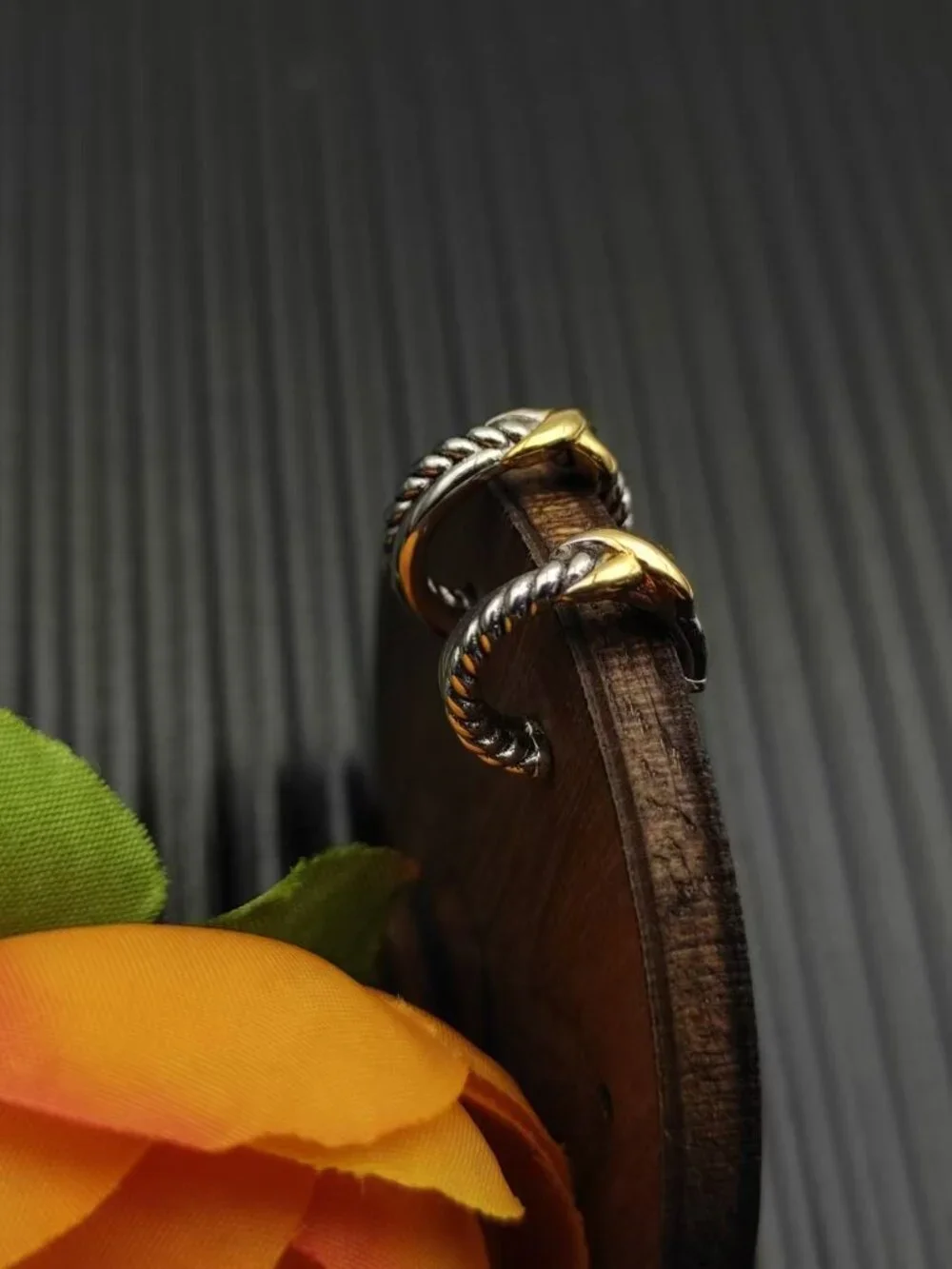 🥂David Yurman Colorful Beaded Ear Rings - Picture 8 of 9